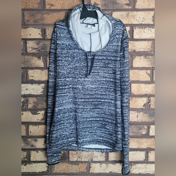 C- Nike Dri-Fit pro long sleeve shirt - Picture 1 of 3